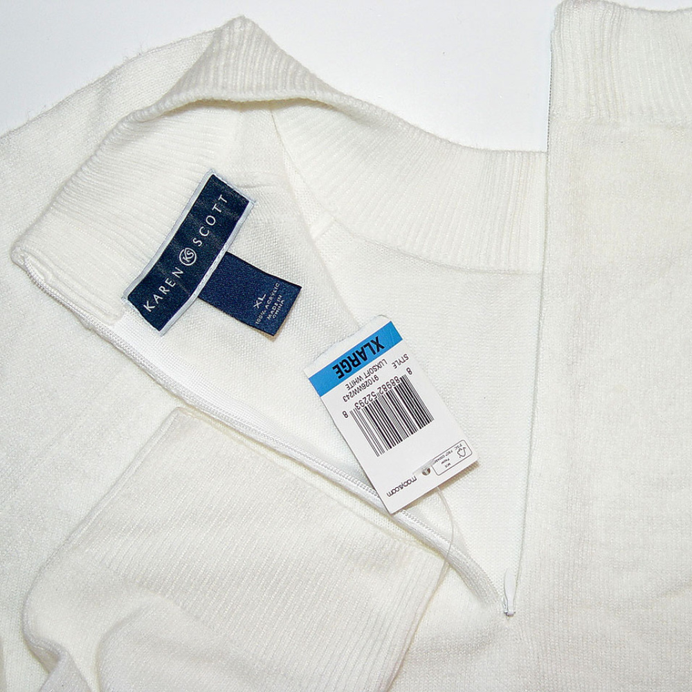 Karen Scott Luxsoft Mockneck Sweater NWT - Picture 2 of 2